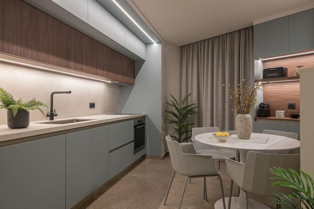 The Green Penthouse Heraklion  Bagian luar foto